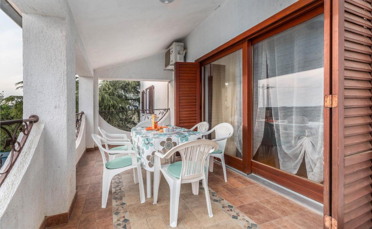 Apartment Villa Nera Pola Esterno foto